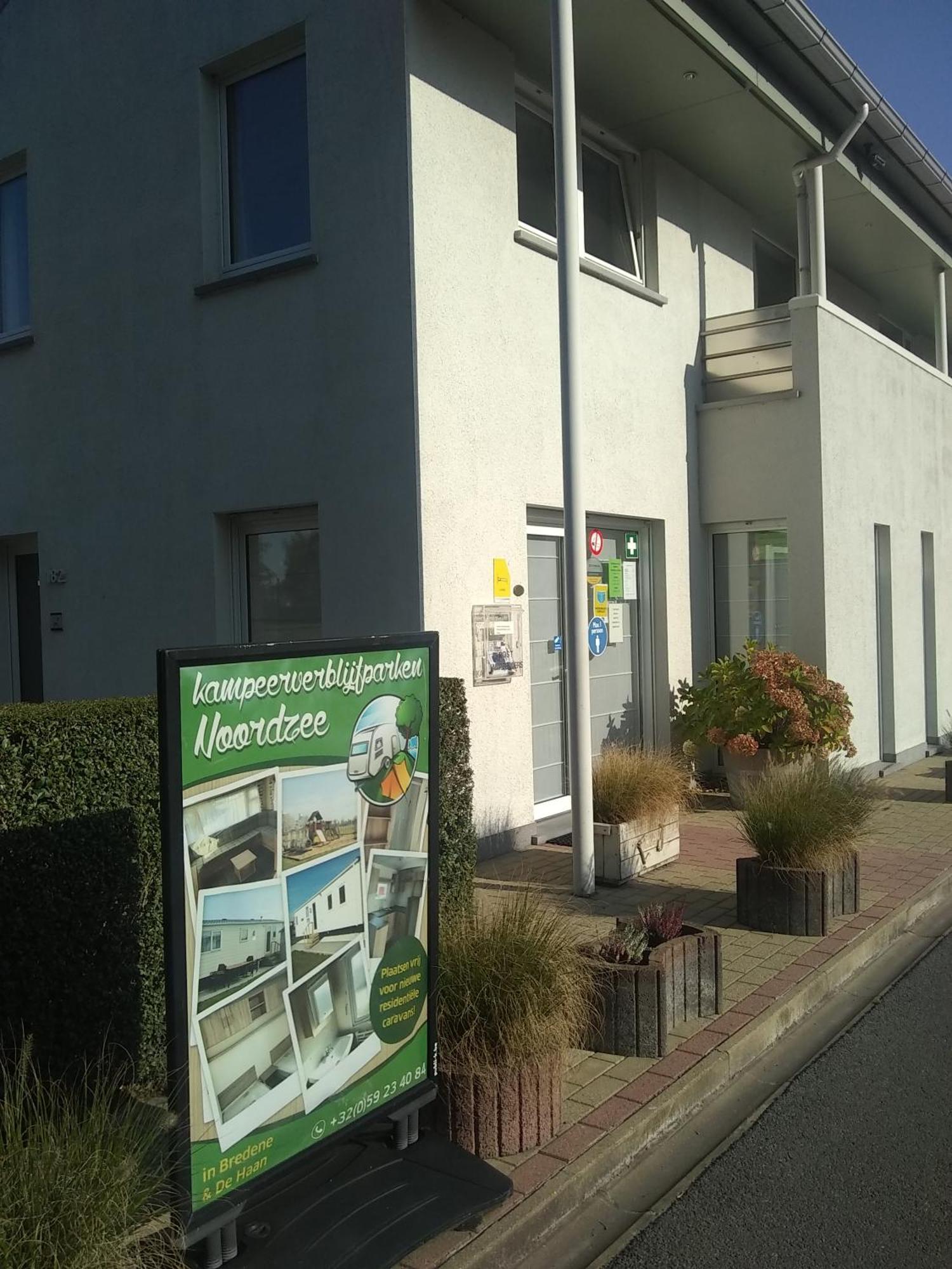Noordzee 1 Hotell De Haan Eksteriør bilde